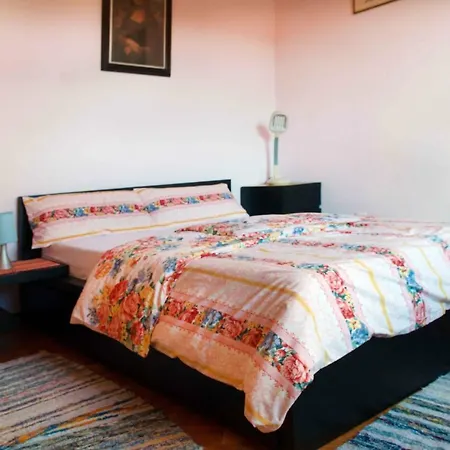 Buga And Tuga ゲストハウス 3*